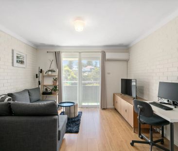 Fully Furnished Apartment - Photo 5