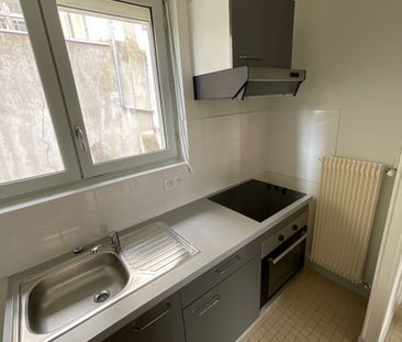 Location Appartement 1 pièce 30m² BOURGES 18000 - Photo 2