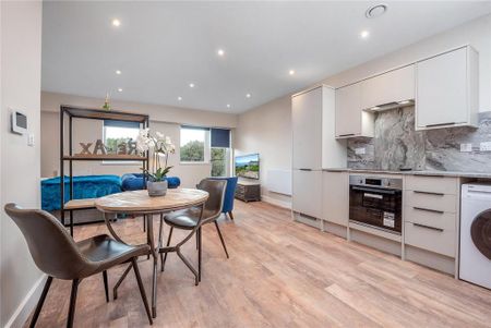 Studio to rent - Photo 5