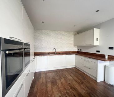 3 bedroom detached bungalow to rent - Photo 6