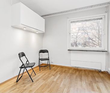 Lötsjövägen, Sundbyberg - Photo 1