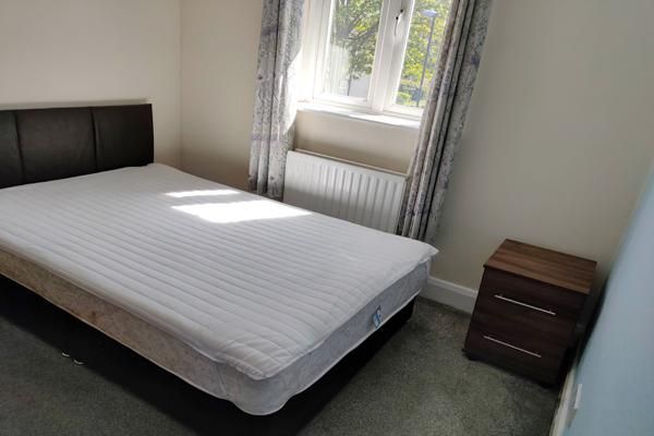 4 bedroom semi-detached house to rent - Photo 1