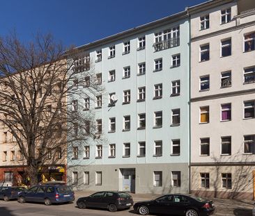 Heimwerker aufgepasst! 1-Zimmer Wohnung im ruhigen Seitenflügel im ... - Photo 1