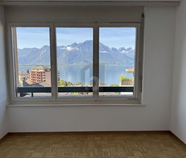 LUMINEUX AVEC INCROYABLE VUE SUR LAC ET MONTAGNES - Photo 1