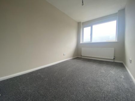 4 bedroom terraced house to rent - Photo 5