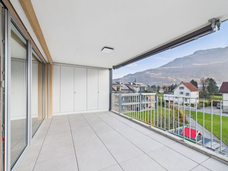 Grosszügige 4.5-Zimmer Wohnung in der Nähe des Sees in Weesen - Foto 2