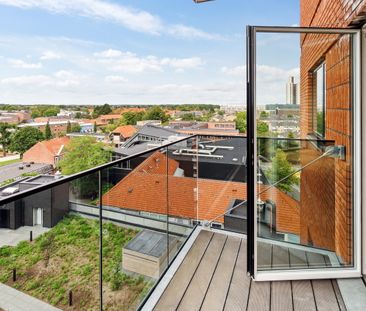 Taghaverne – Stor 4-værelses lejlighed med flot udsigt over byen - Photo 6