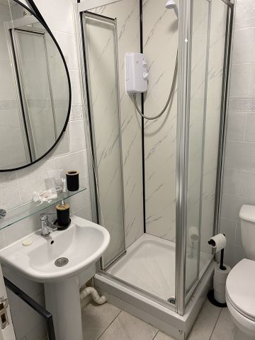 Studio Flat, Walworth Road, SE1 - Photo 5