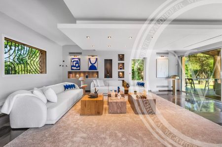 Tout savoir sur cette maison dans le quartier Pibonson-Les Faisses-Ranguin, à Mougins - Photo 3