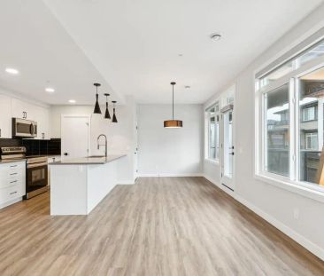 Livingston Townhomes — 3 bedroom, 2,5 bathroom and DOUBLE garage - Photo 5