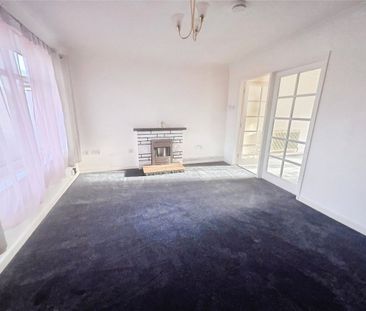 Glaisdale Gardens, Wolverhampton, West Midlands, WV6 - Photo 1