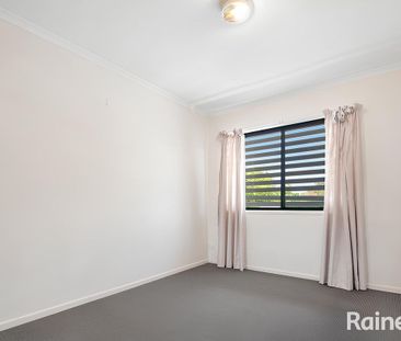 Your Toowong Retreat: Spacious, Modern & Conveniently Located! - Photo 2