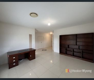 Stylish & Spacious Living in the Heart of Wyong - Photo 5