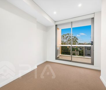 Luxury Two Bedrooms Apartment For Leasing - Photo 4