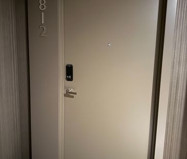 For Lease - 448 Burnhamthorpe Road Unit# 1812, Mississauga, Ontario - Photo 6