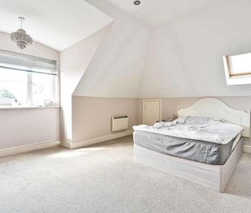 Abbey Road, Kt, Chertsey, KT16 - Photo 3