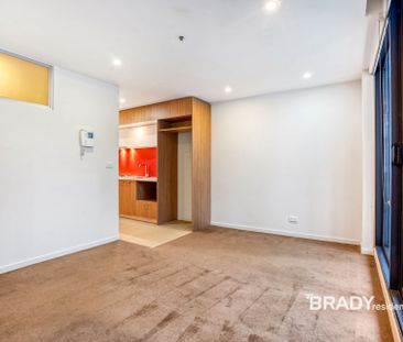 1202/5 Sutherland Street, Melbourne - Photo 1