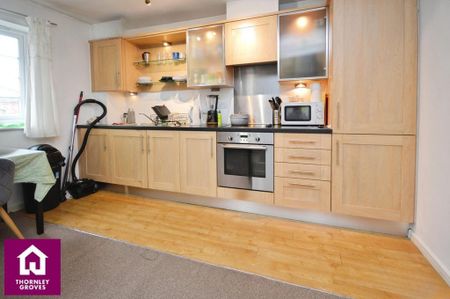 2 bedroom flat to rent - Photo 5