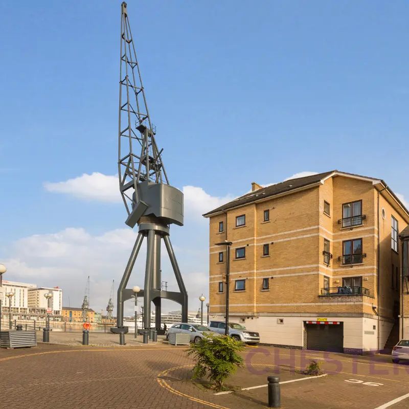 2 bedroom flat in 7 Hardy Avenue - Photo 1