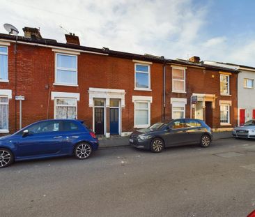 3 bedroom terraced house to rent - Photo 1