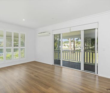 Stylish 2 Bed Cottage in Prime Location - Photo 1