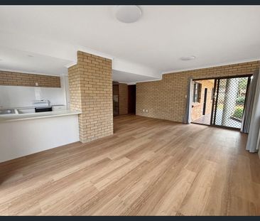 CURRIMUNDI LAKE AND BEACH ON YOUR DOORSTEP - Photo 2