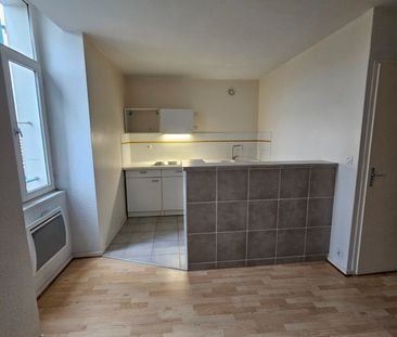 Location Appartement 1 pièce 34m² ROMANS SUR ISERE 26100 - Photo 2