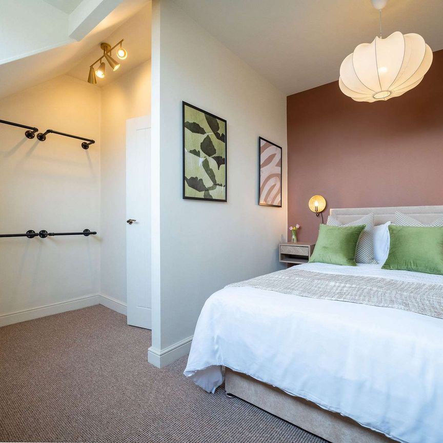 🏡 New! Leeds House Share ✨ Be First To Move In! - Photo 1