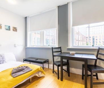 Studio to rent - Photo 2