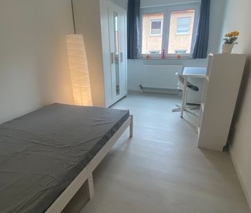 Vollsanierte und möblierte 1-Zimmerwohnu ... - Photo 2