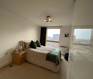 2 bedroom apartment to rent - Photo 3