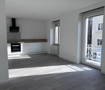 Location Appartement 3 pièces 50m² MULHOUSE 68200 - Photo 4