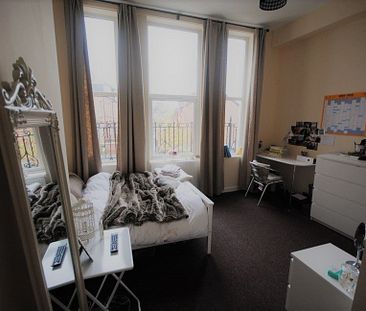 3 Bed - 129a Victoria Road, Hyde Park, Leeds - LS6 1DU - Student - Photo 2
