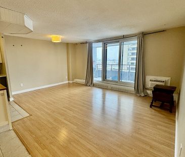 One bathroom condo at 1785 Frobisher Lane - Photo 5