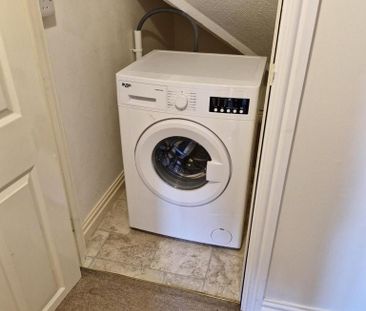2 bedroom flat to rent - Photo 5