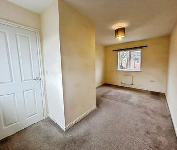 3 bedroom terraced house to rent - Photo 2