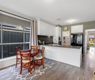 House for Rent- Modern, Stylish & Fully Furnished - Photo 3