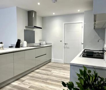 3 bedroom townhouse to rent - Photo 6