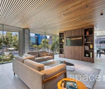 Life in the Quay - Photo 5