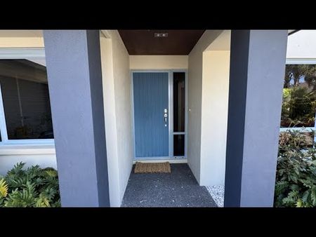 Fully Furnished 6-Month Rental in Highly Desirable Papamoa Beach Area - Photo 5