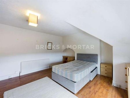 (?. Pppw)kenton Road, Gosforth, NE3 - Photo 3