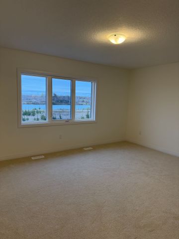 For Lease - 174 Aviron Crescent, Welland, Ontario - Photo 2