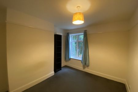 Rayners Gardens - Photo 2