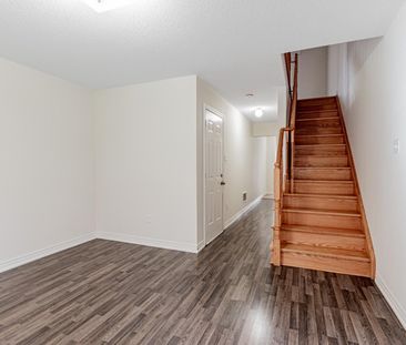 For Lease - 11 Roy Grove Way, Markham, Ontario - Photo 4