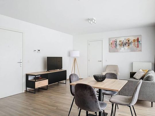 Appartement te huur - Photo 1