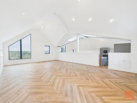 4 bedroom detached house to rent - Photo 2