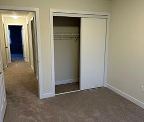 For Lease - 54 ROWLOCK Street, Welland, Ontario - Photo 3