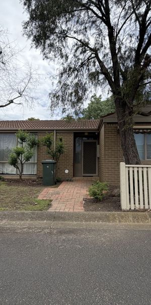 Neat & Cozy 2-Bedroom Unit in a Convenient Location - Photo 1