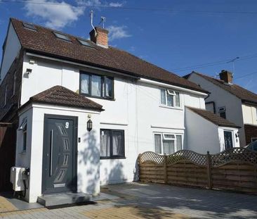 Orchard Avenue, Ashford, TW15 - Photo 5