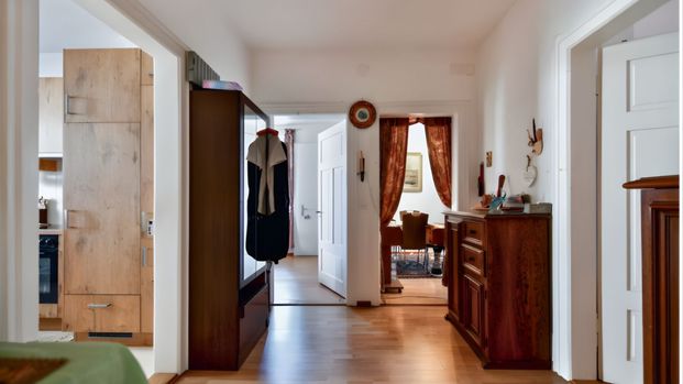 PROVISIONAL RENTAL: FLEXIBLE SOLUTION FOR HOUSING OR OFFICE IN ZURICH ALTSTETTEN - Photo 1